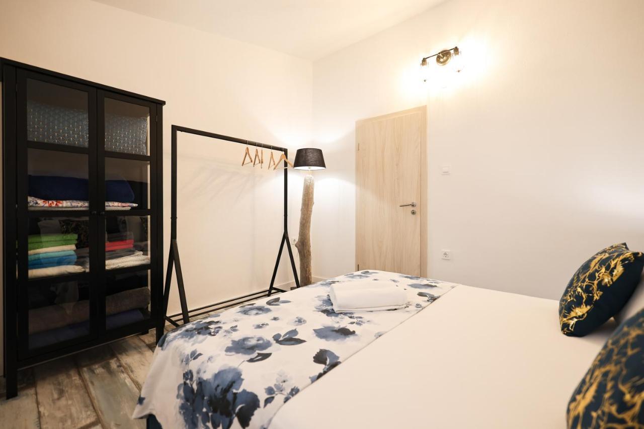 Apartments Marta Verunić Eksteriør bilde