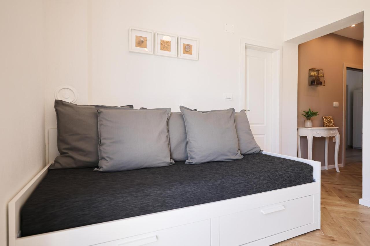 Apartments Marta Verunić Eksteriør bilde